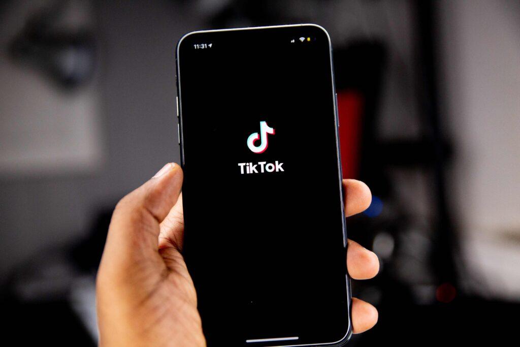 Tiktok auf einer Handy